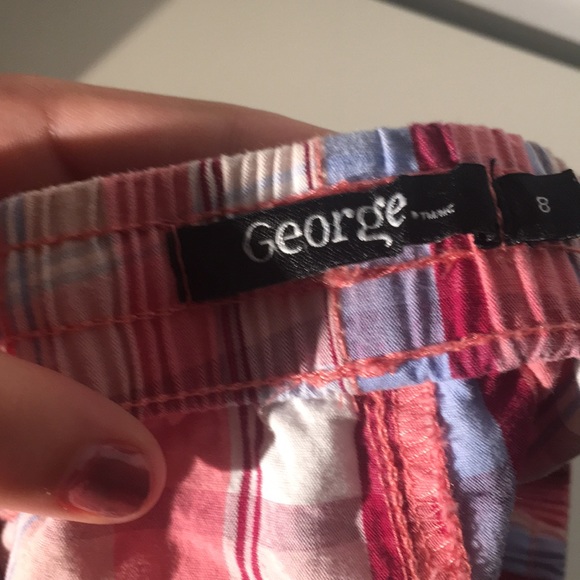 Shorts - Picture 4 of 4